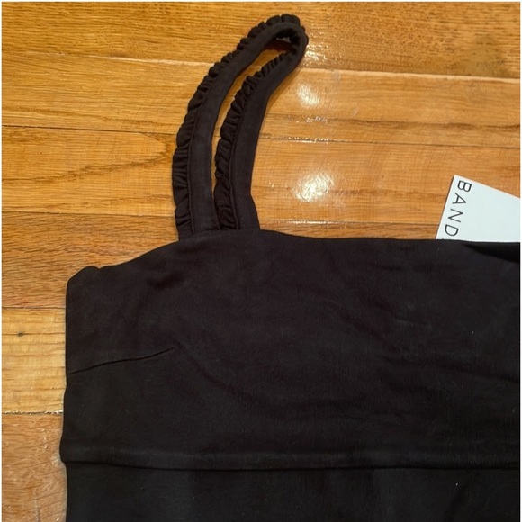 Bandier & Sincerely Jules✨. The Rue Ruffle Bra in Black - Picture 7 of 8